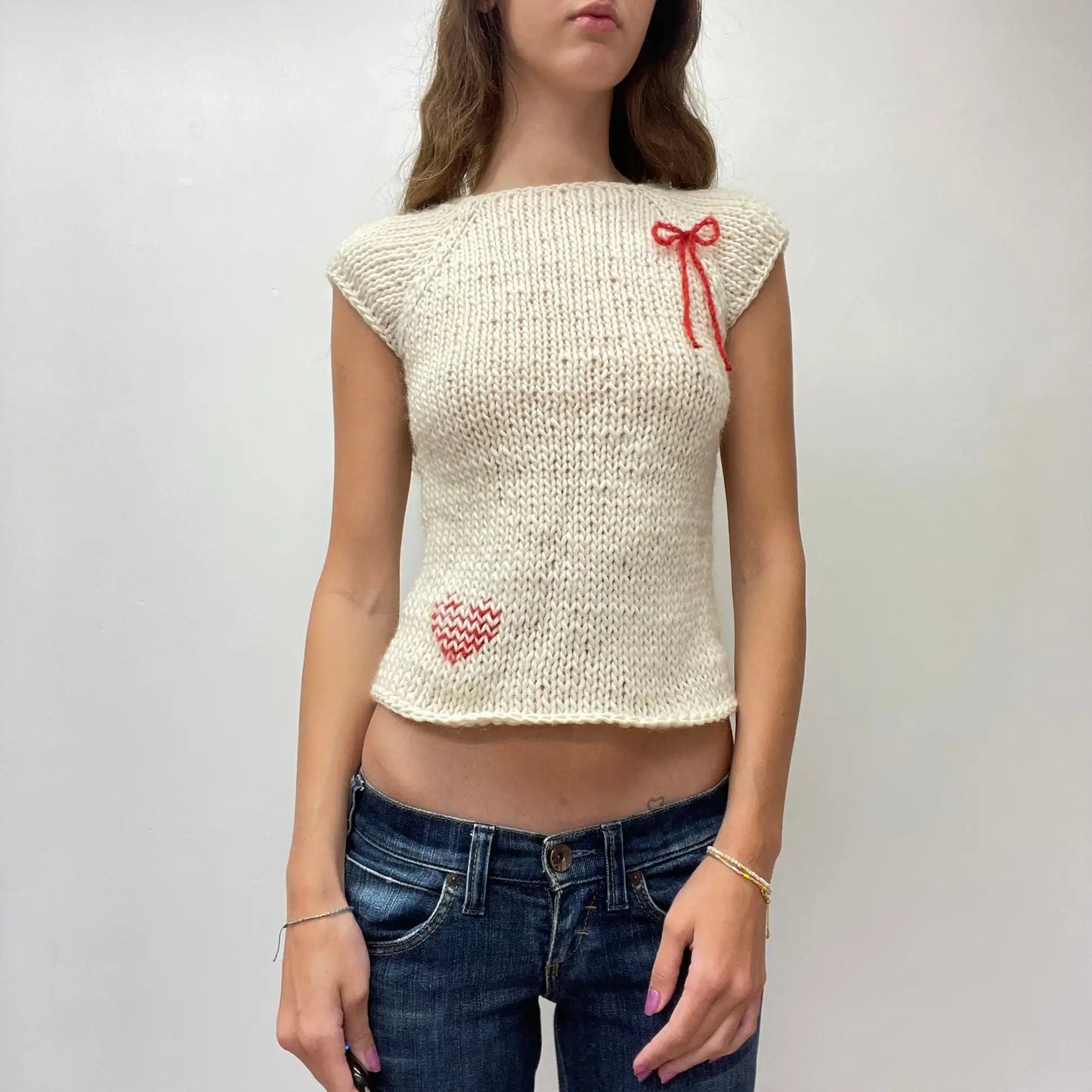 Bow Embroidery Knit Crop Tee