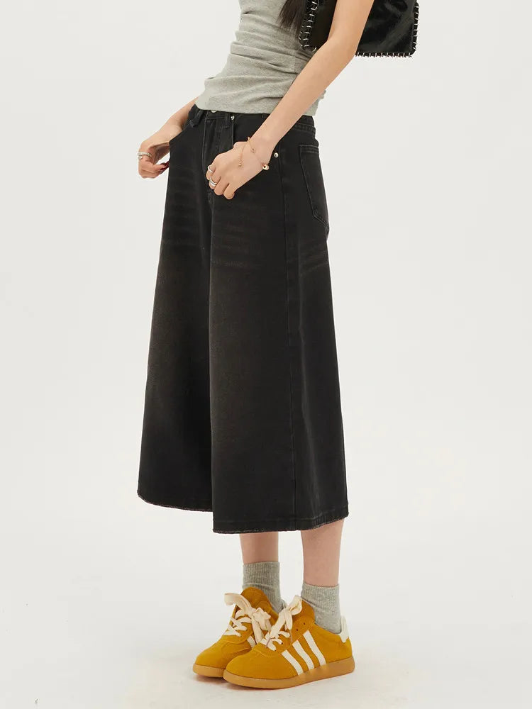Oversized Wide-Leg Denim Shorts